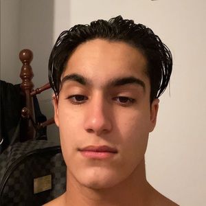 Meet your Posher, Arian